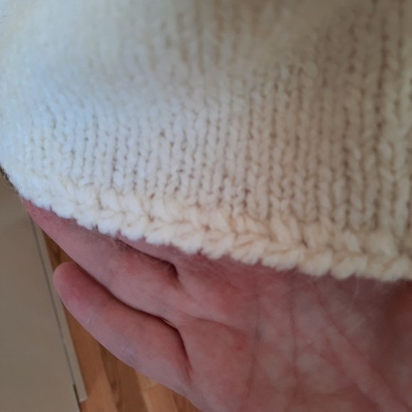 Vintage cream sweater with mohair and fur trim - Picture 5 of 8